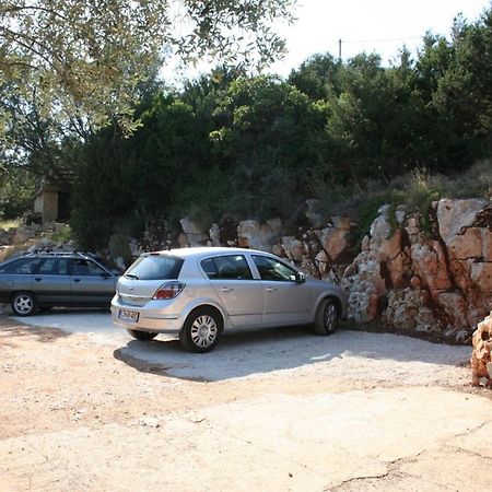 Apartments By The Sea Cove Zarace - Gdinj, Hvar - 4598 Bagian luar foto