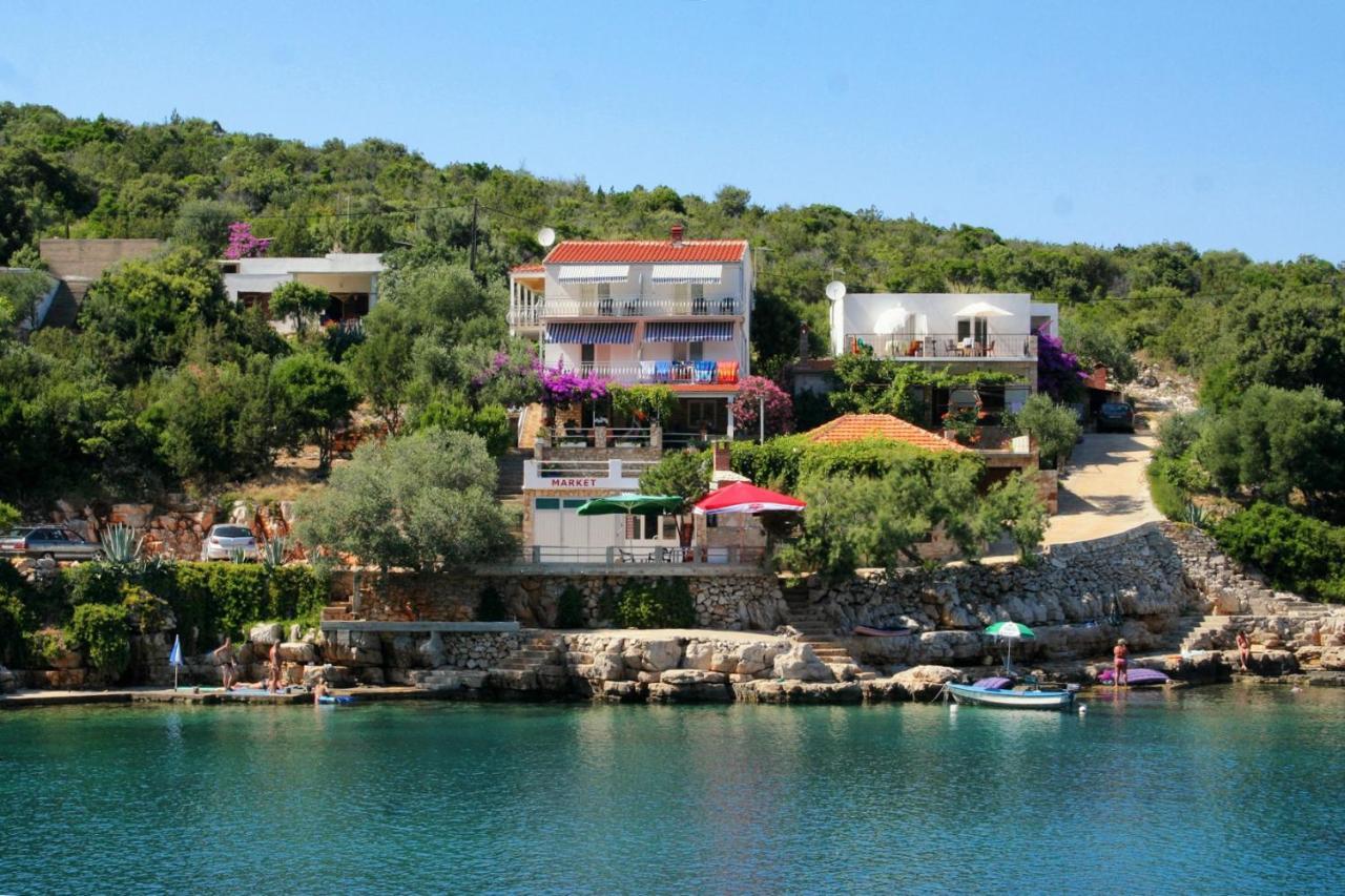 Apartments By The Sea Cove Zarace - Gdinj, Hvar - 4598 Bagian luar foto