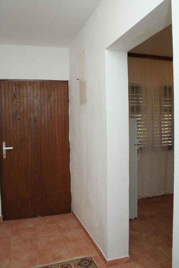 Apartments By The Sea Cove Zarace - Gdinj, Hvar - 4598 Bagian luar foto