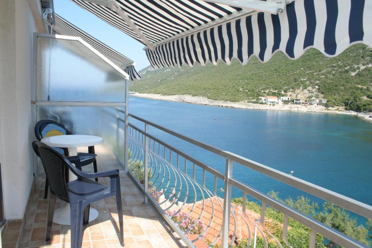 Apartments By The Sea Cove Zarace - Gdinj, Hvar - 4598 Bagian luar foto
