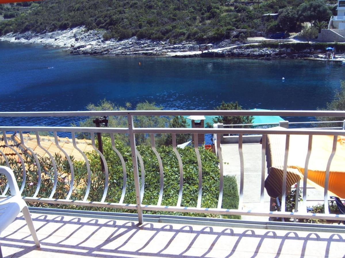 Apartments By The Sea Cove Zarace - Gdinj, Hvar - 4598 Bagian luar foto